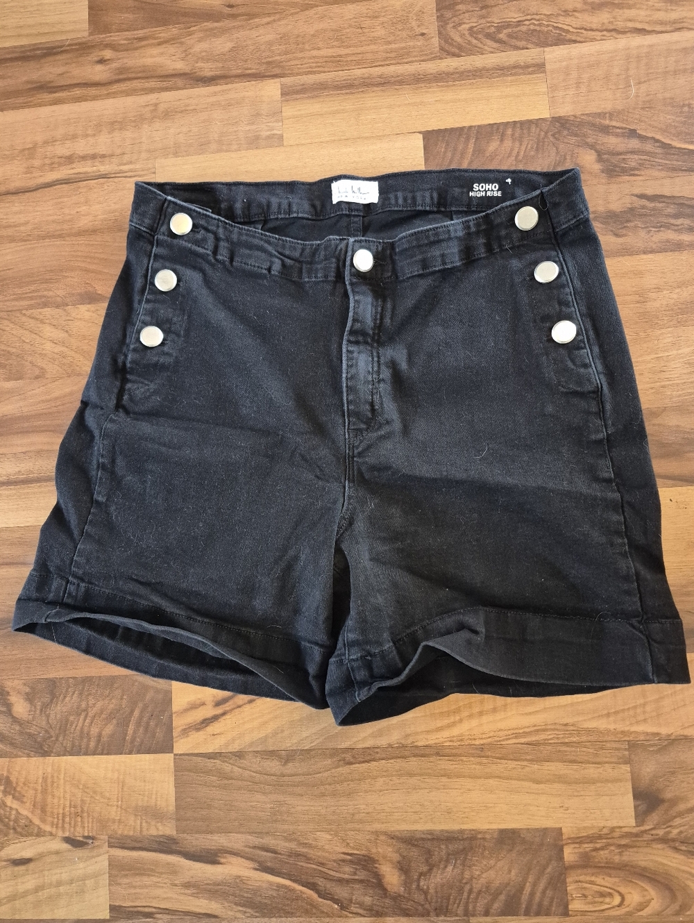 Soho Nicole Miller Black High Waist Sailor-Button Shorts Size 14